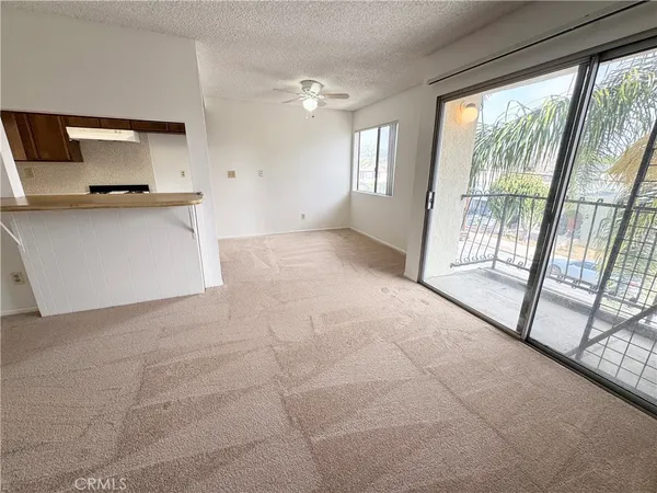 $1,750 | 635 West 15th Street, Unit 13, San Pedro, CA 90731