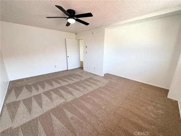 $1,750 | 635 West 15th Street, Unit 13, San Pedro, CA 90731