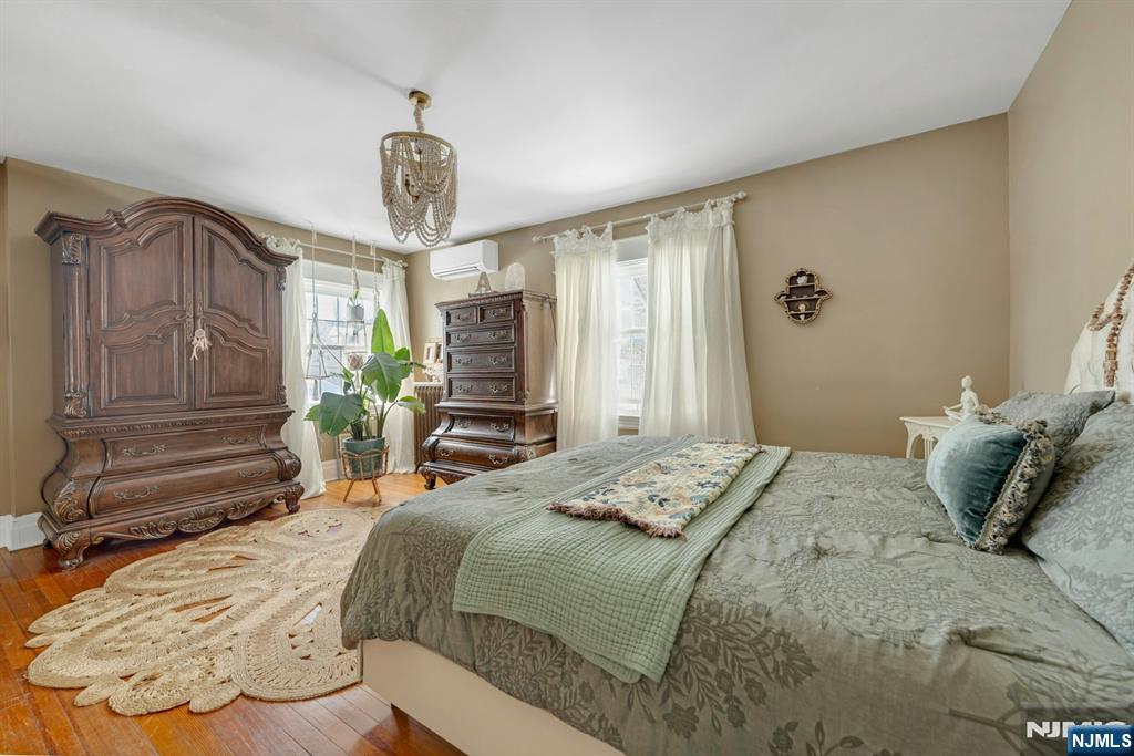 262 Claremont Avenue Montclair, NJ 07042 - Photo 16 of 37