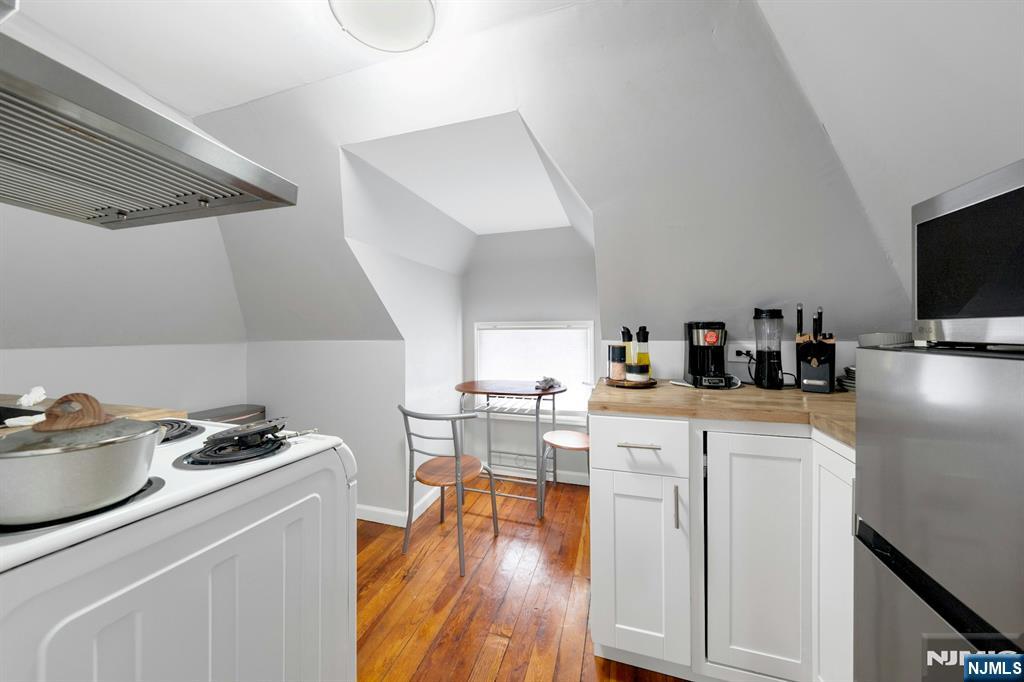 262 Claremont Avenue Montclair, NJ 07042 - Photo 24 of 37