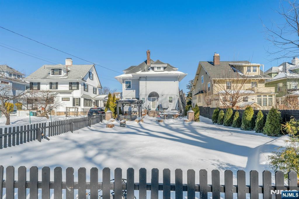 262 Claremont Avenue Montclair, NJ 07042 - Photo 35 of 37