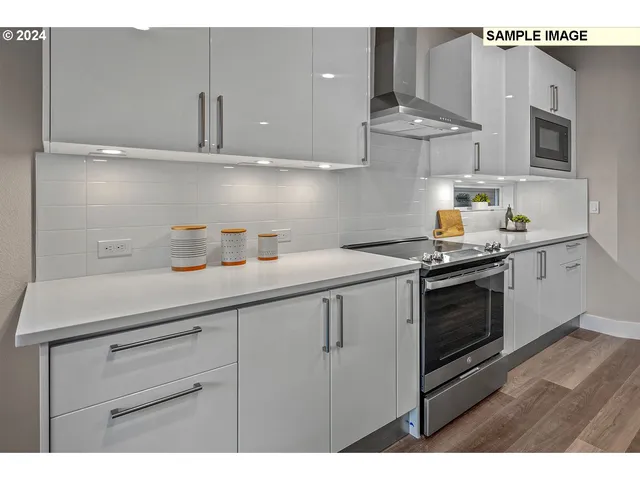 $729,950 | 16755 Southeast Shimmering Leaf Street, Happy Valley, OR 97086