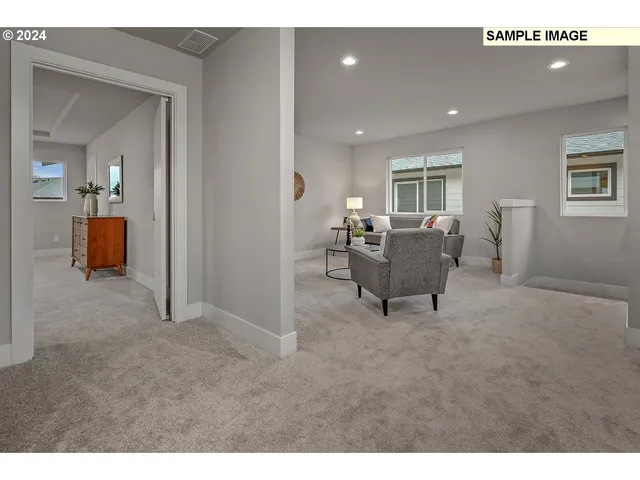 $729,950 | 16755 Southeast Shimmering Leaf Street, Happy Valley, OR 97086