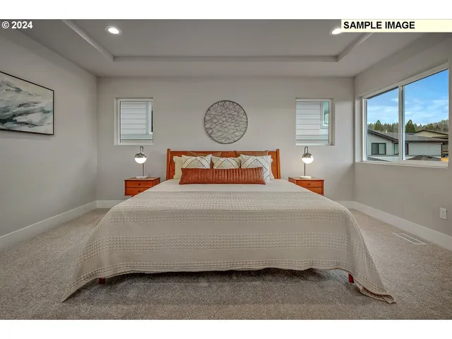 $729,950 | 16755 Southeast Shimmering Leaf Street, Happy Valley, OR 97086