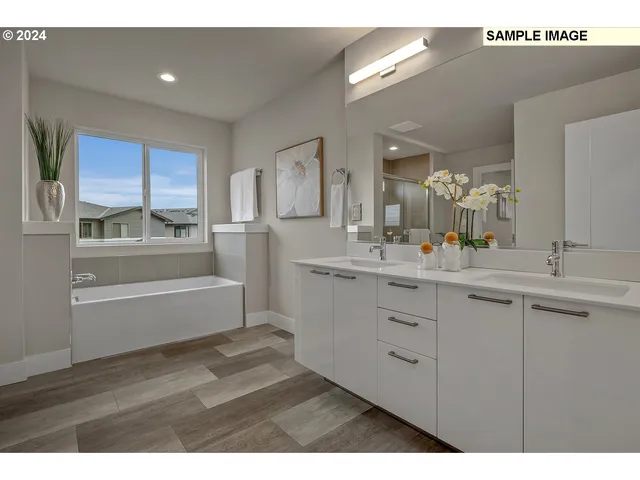 $729,950 | 16755 Southeast Shimmering Leaf Street, Happy Valley, OR 97086