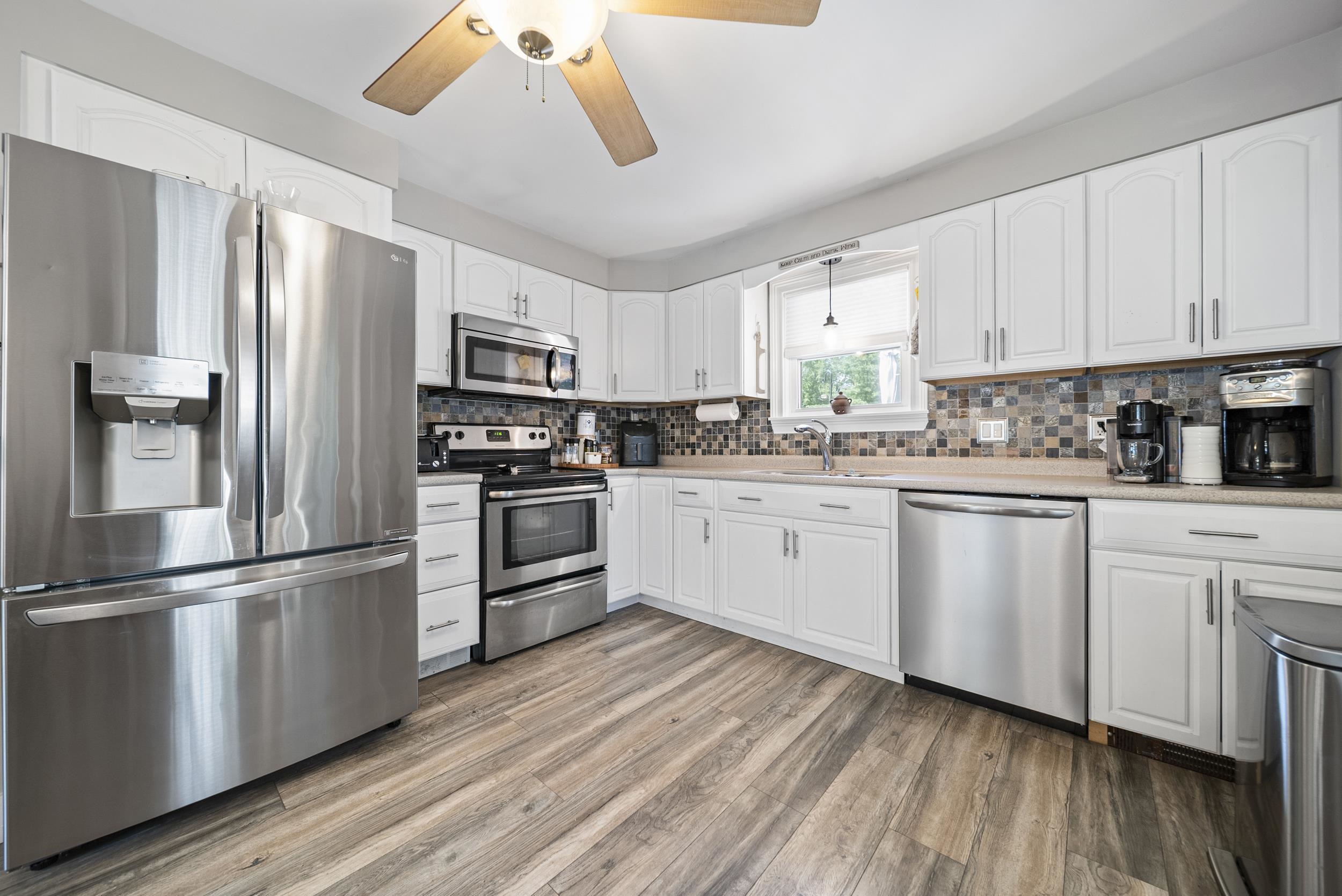 147 Huse Road Manchester, NH 03103 - Photo 3 of 42