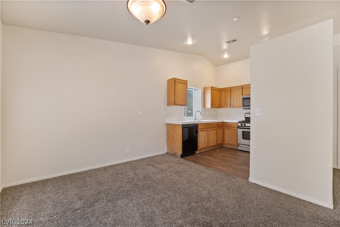 168 Lovett Road Henderson, NV 89015 - Photo 25 of 31 Gallery Image 25