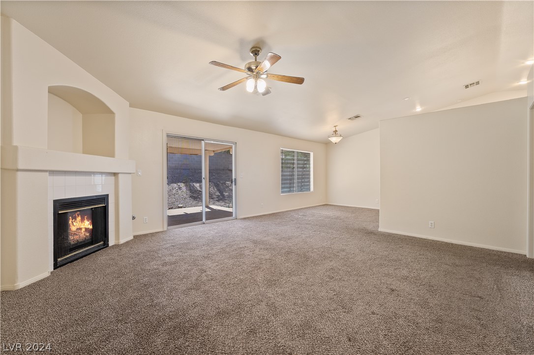 168 Lovett Road Henderson, NV 89015 - Photo 7 of 31 Gallery Image 7