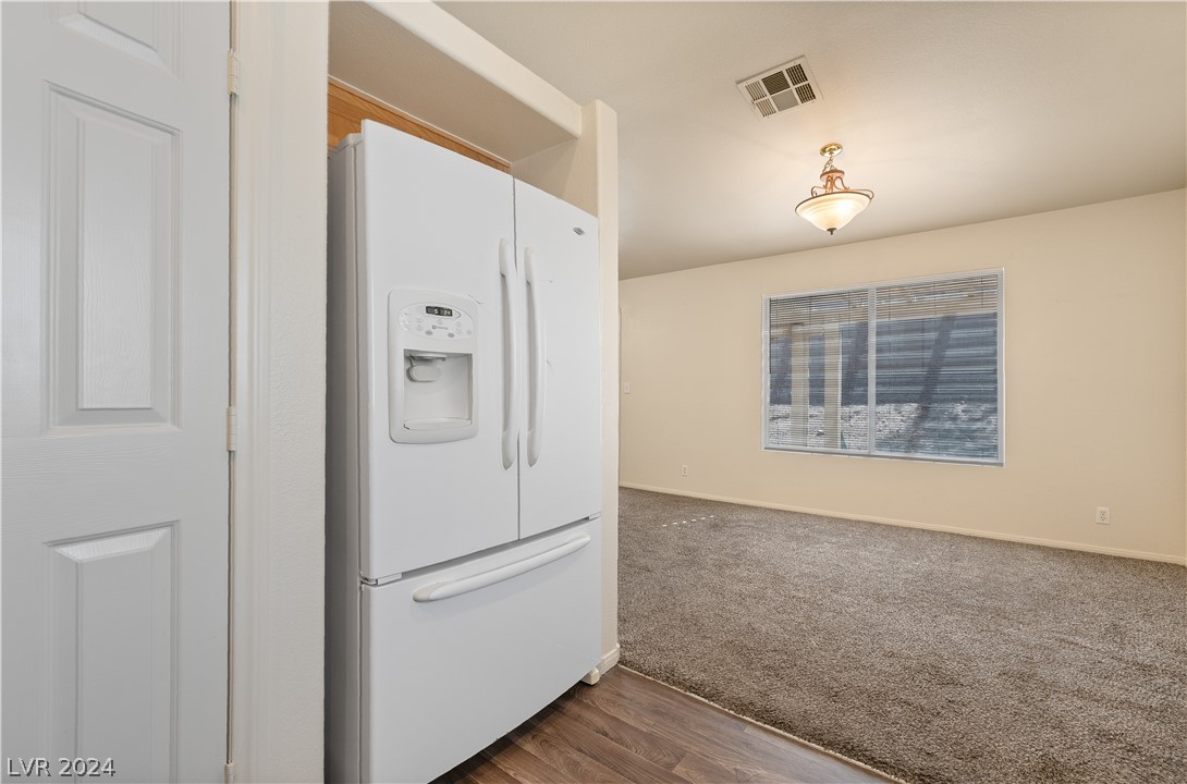 168 Lovett Road Henderson, NV 89015 - Photo 10 of 31 Gallery Image 10
