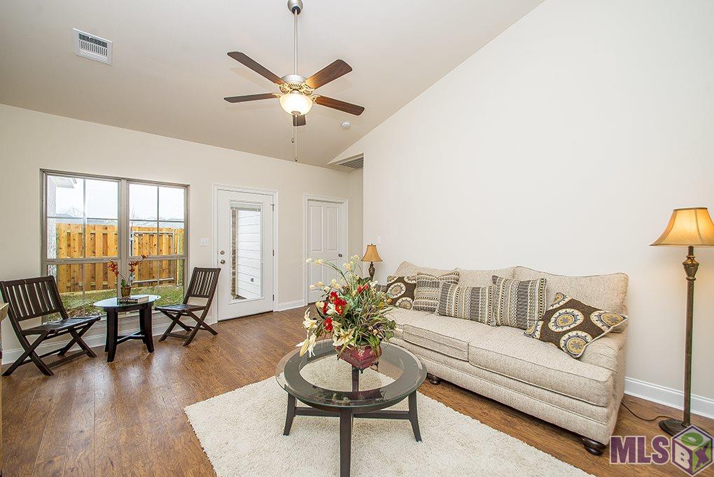 11531 Cottagecreek Road, Unit 8B Baton Rouge, LA 70816 - Photo 15 of 36