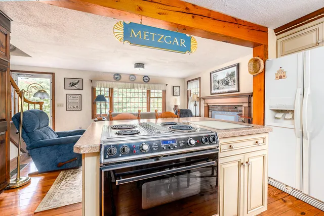 $889,000 | 102 Wildwood Road, Brewster, MA 02631