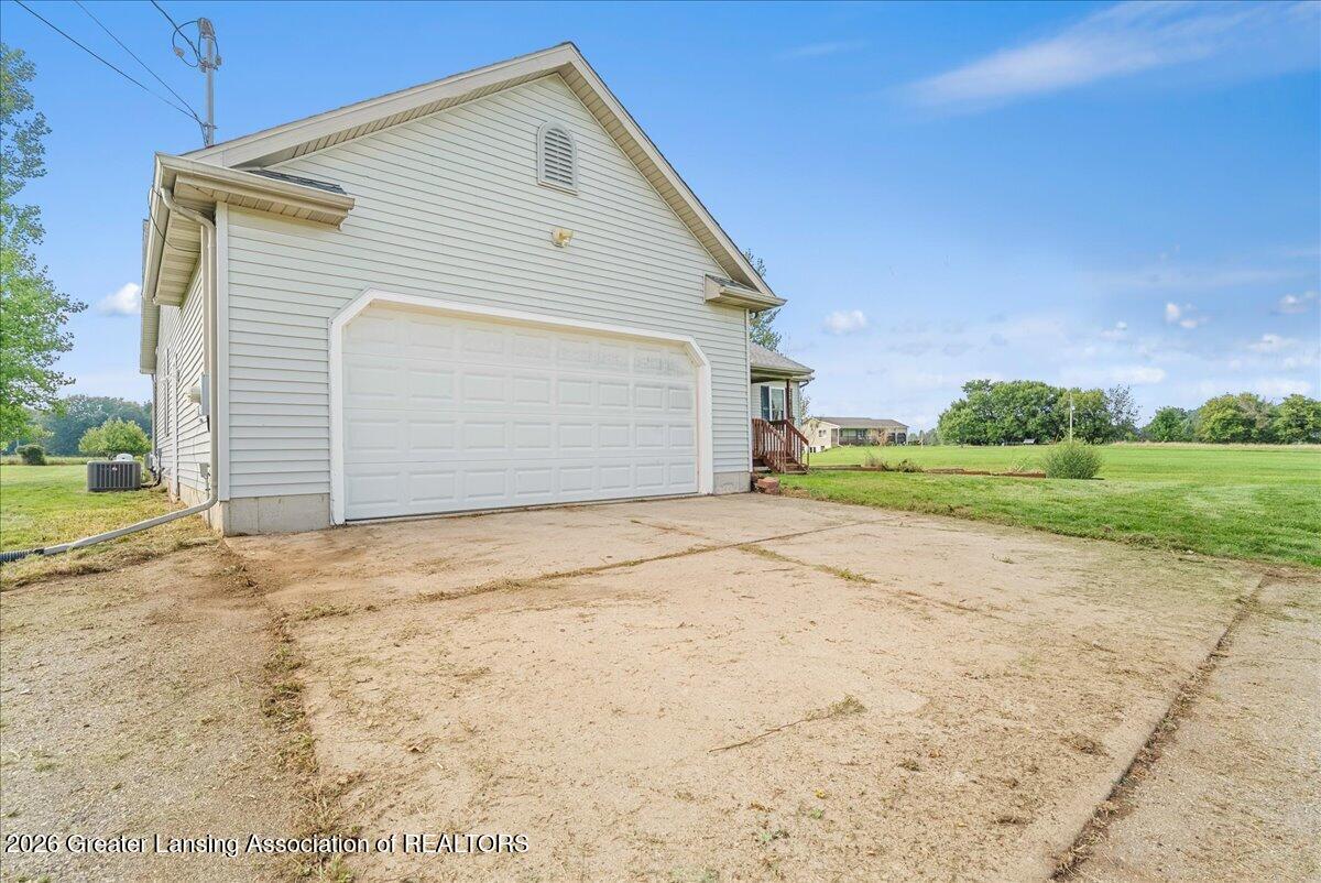 2290 South Meridian Road Ovid, MI 48866 - Photo 6 of 42 05-Media Jett -37