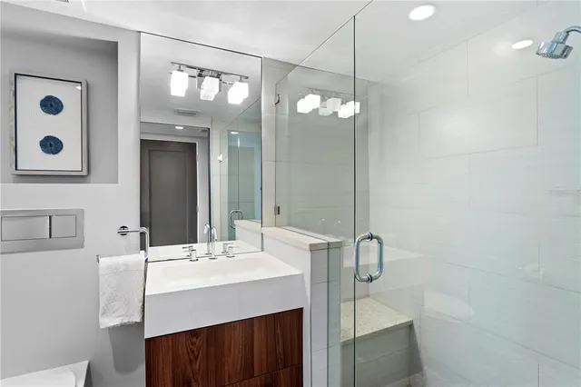 $15,000 | 3301 Bayshore Boulevard, Unit 2207B, Tampa, FL 33629