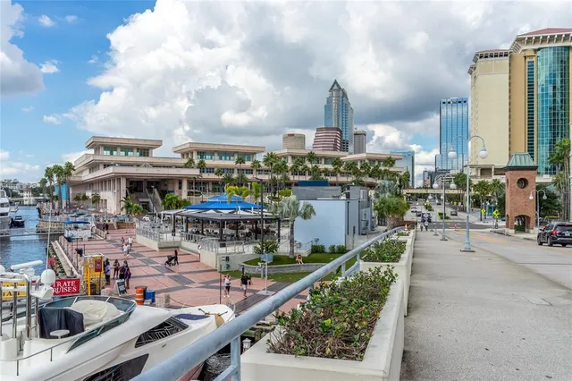 $15,000 | 3301 Bayshore Boulevard, Unit 2207B, Tampa, FL 33629