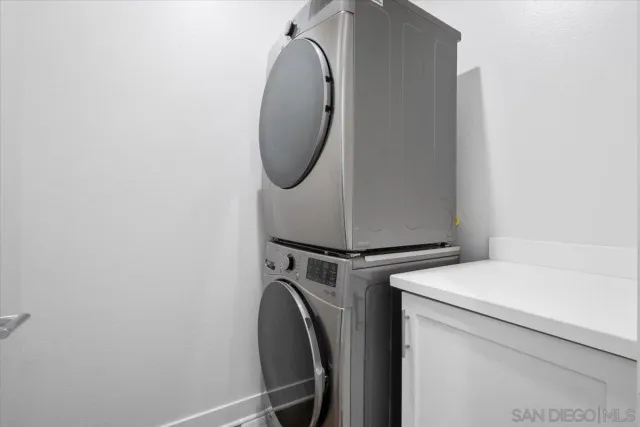 $959,950 | 11026 Eka Way, San Diego, CA 92126