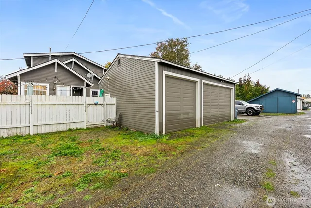 $669,000 | 805 Cherry Avenue, Sumner, WA 98390