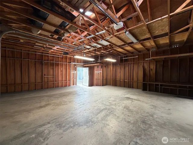 $669,000 | 805 Cherry Avenue, Sumner, WA 98390