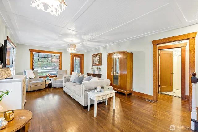 $669,000 | 805 Cherry Avenue, Sumner, WA 98390