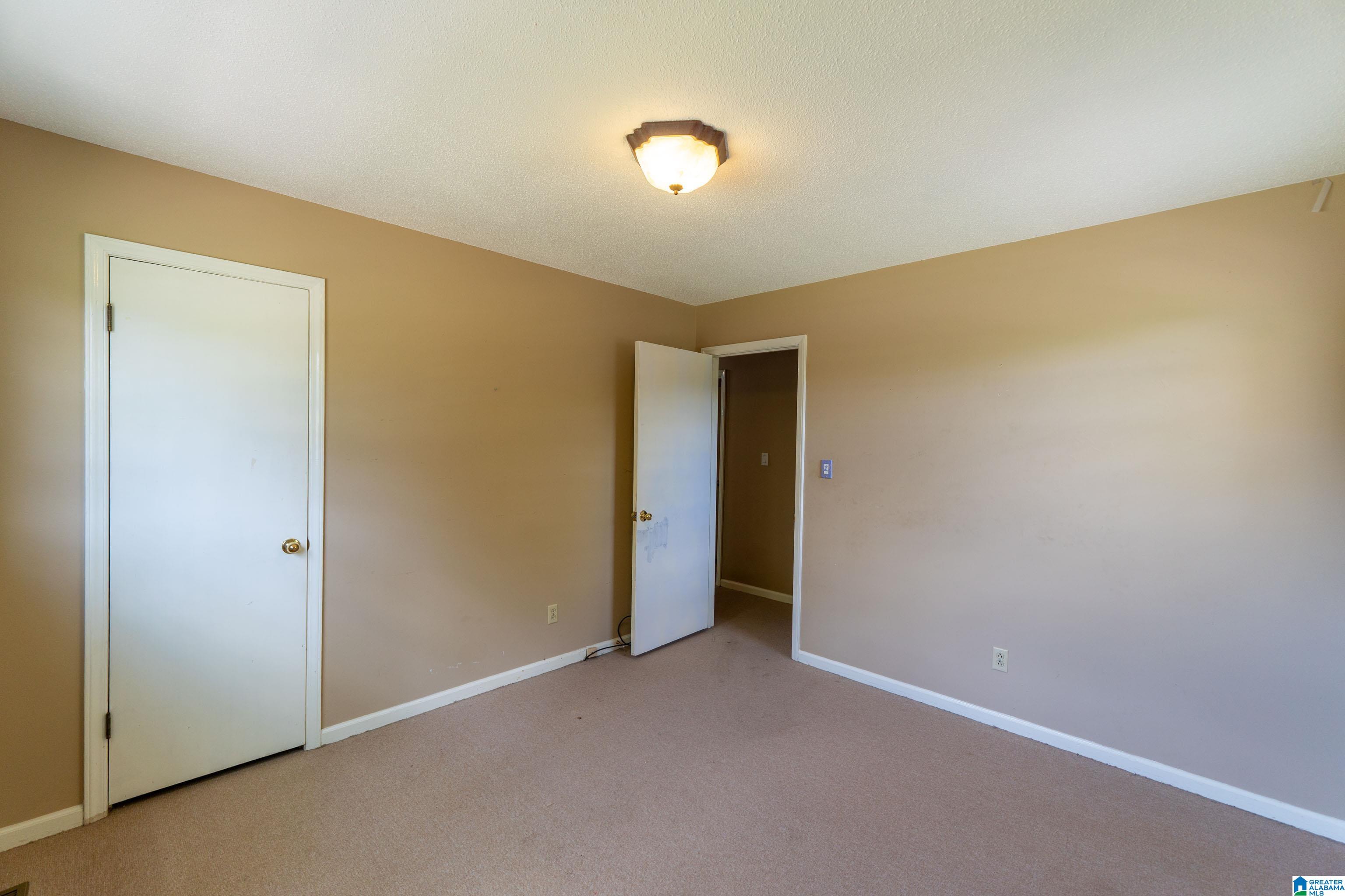 704 Hilltop Road Warrior, AL 35180 - Photo 25 of 56