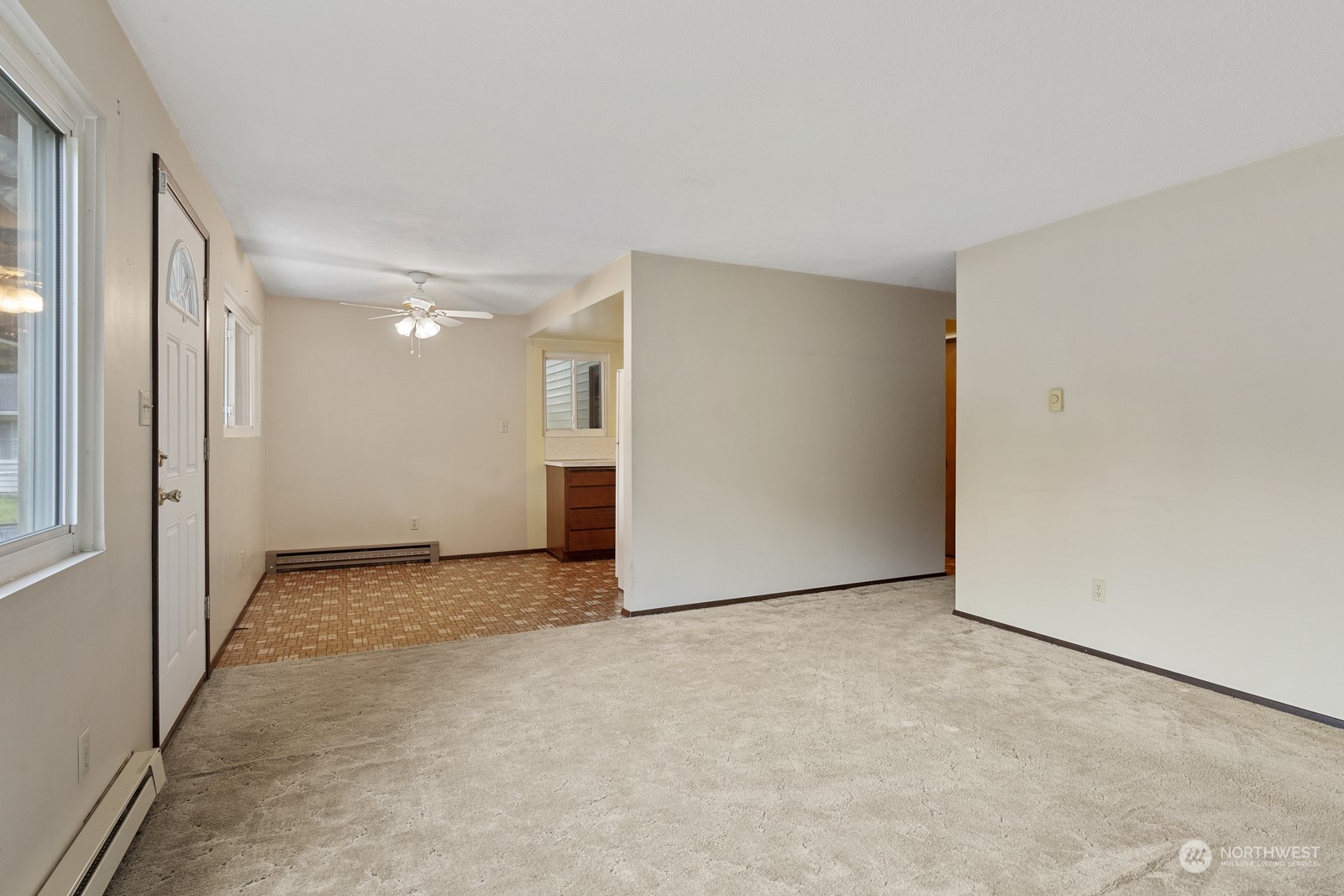 19211 3rd Drive Southeast Bothell, WA 98012 - Photo 11 of 37 a view of an empty room