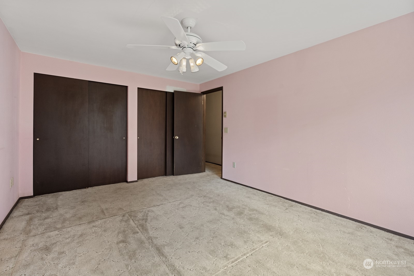 19211 3rd Drive Southeast Bothell, WA 98012 - Photo 25 of 37 a view of an empty room with a chandelier fan