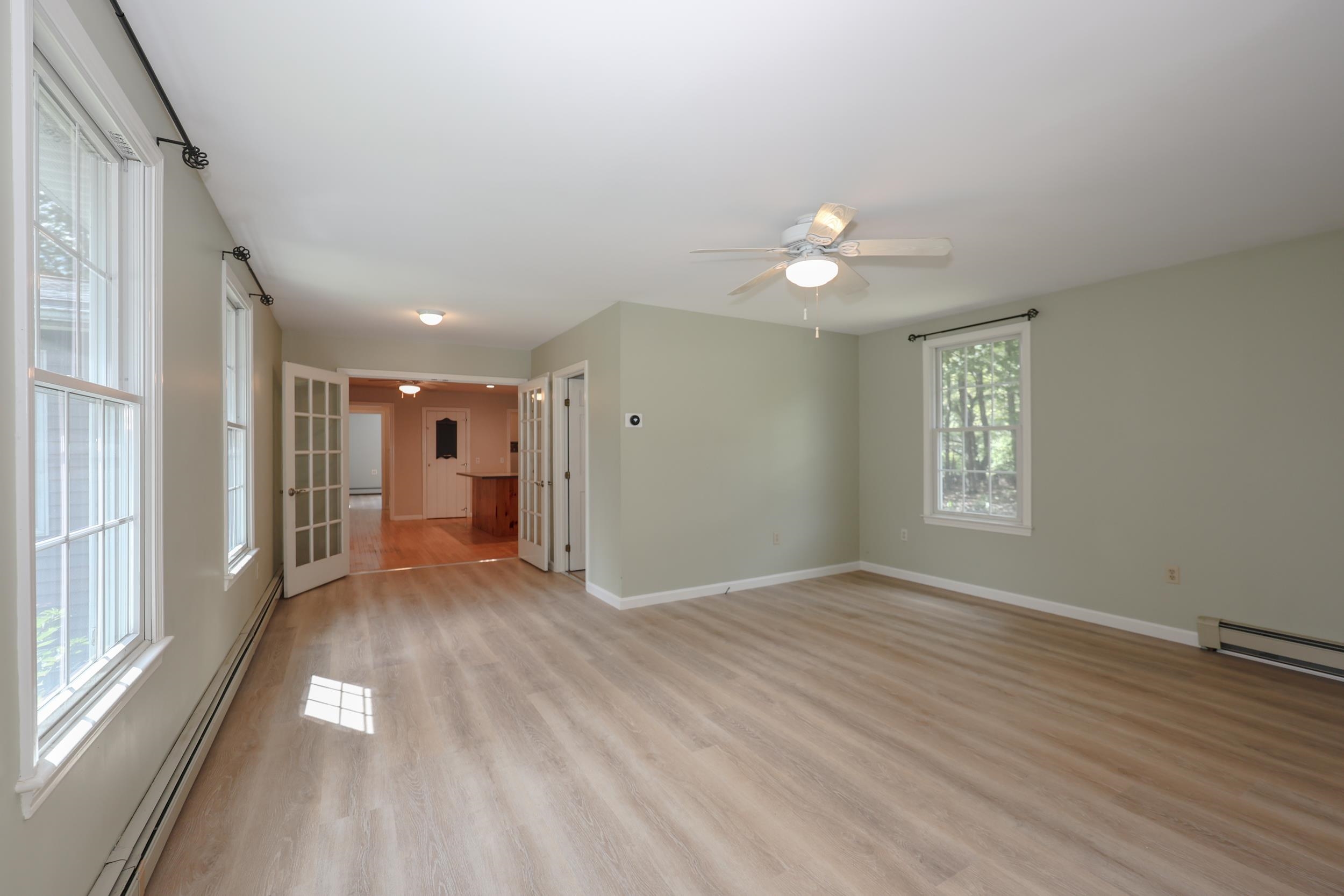 55 Holbrook Hill Road Bedford, NH 03110 - Photo 30 of 43