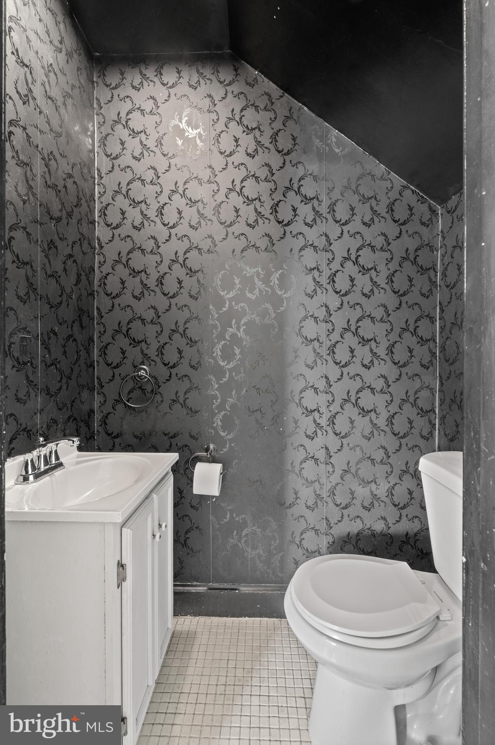 150 Dutton Mill Road Brookhaven, PA 19015 - Photo 36 of 61