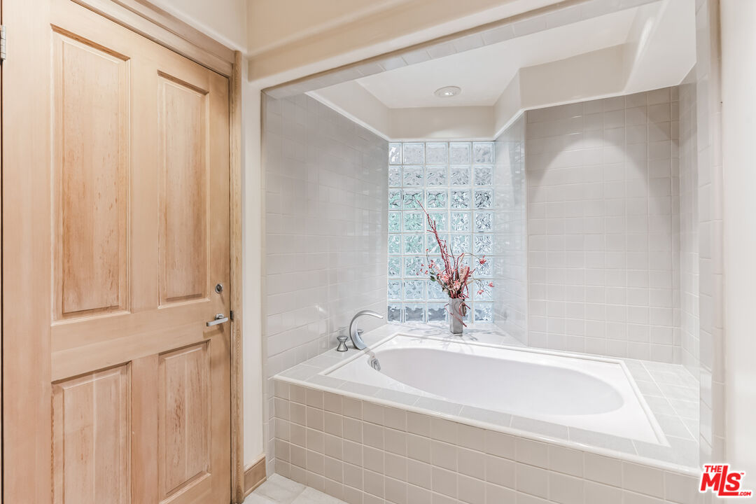 15827 Beaver Run Road Canyon Country, CA 91387 - Photo 14 of 44 Gallery Image 14