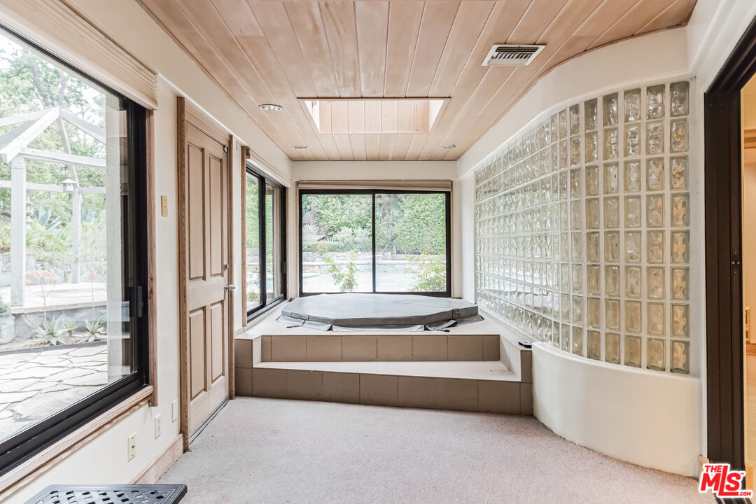 15827 Beaver Run Road Canyon Country, CA 91387 - Photo 15 of 44 Gallery Image 15