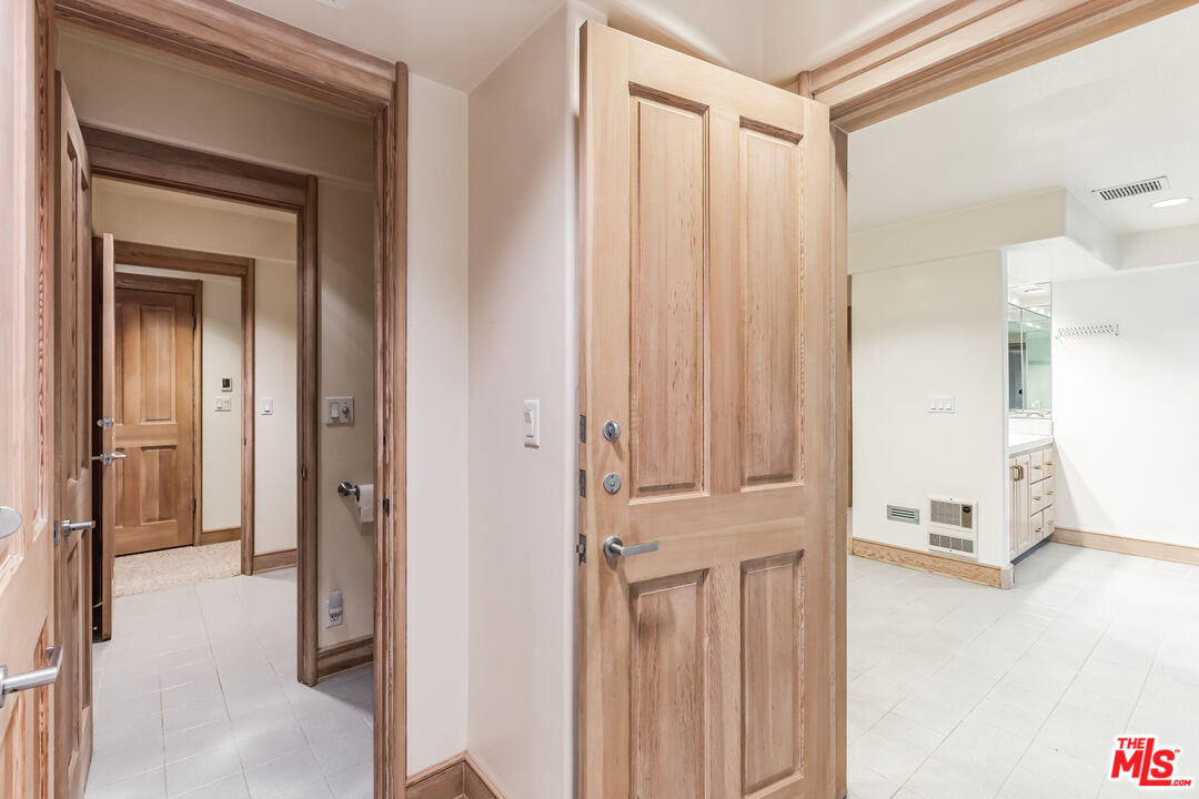15827 Beaver Run Road Canyon Country, CA 91387 - Photo 21 of 44 Gallery Image 21