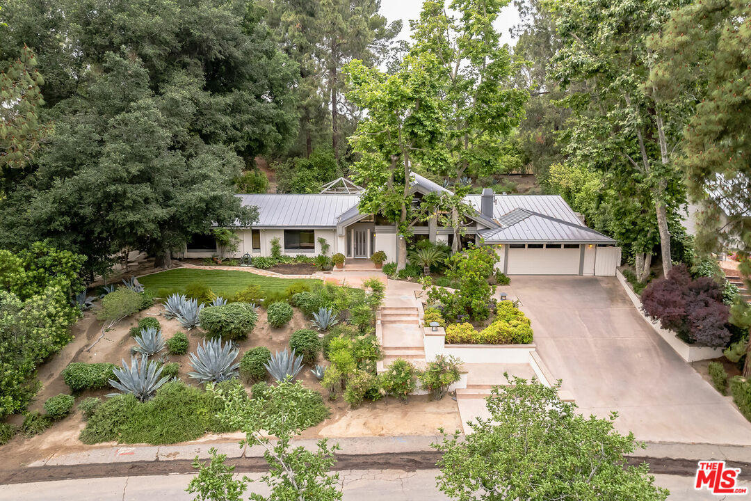 15827 Beaver Run Road Canyon Country, CA 91387 - Photo 25 of 44 Gallery Image 25