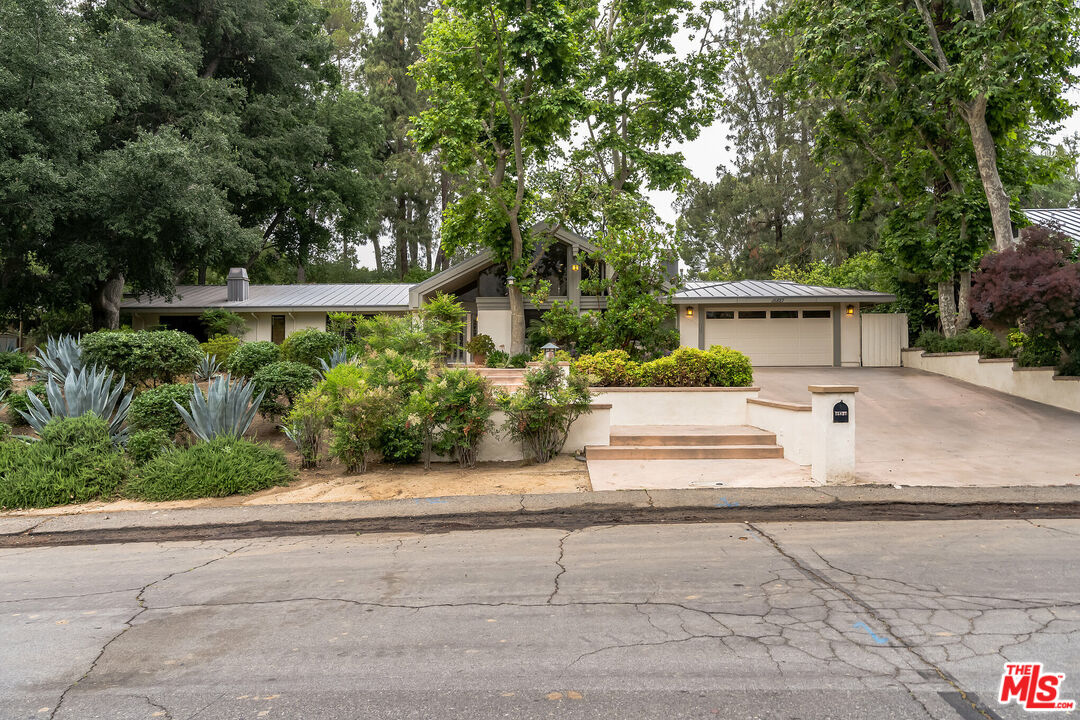 15827 Beaver Run Road Canyon Country, CA 91387 - Photo 34 of 44 Gallery Image 34