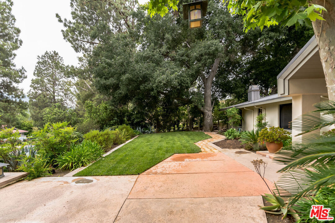 15827 Beaver Run Road Canyon Country, CA 91387 - Photo 36 of 44 Gallery Image 36