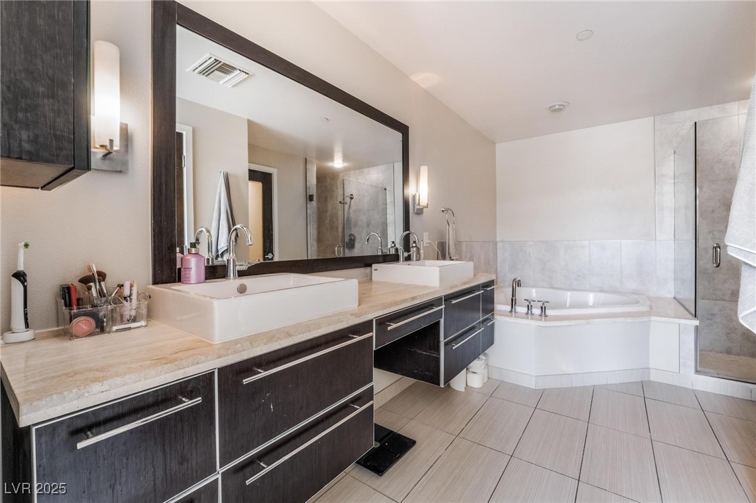 8925 West Flamingo Road, Unit 208 Las Vegas, NV 89147 - Photo 22 of 54