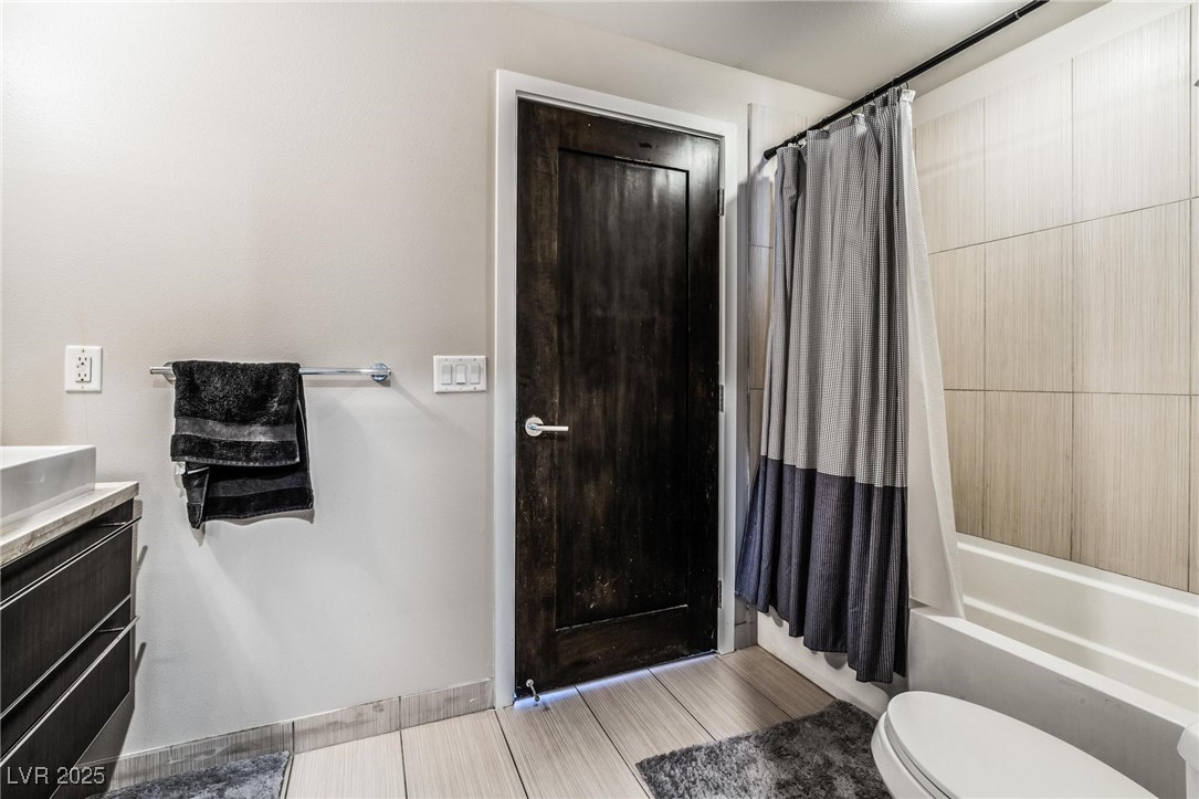 8925 West Flamingo Road, Unit 208 Las Vegas, NV 89147 - Photo 29 of 54