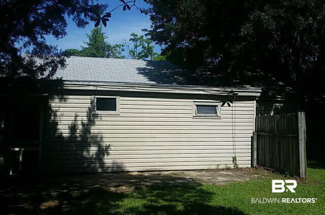 605 South Presley Street Atmore, AL 36502 - Photo 16 of 16