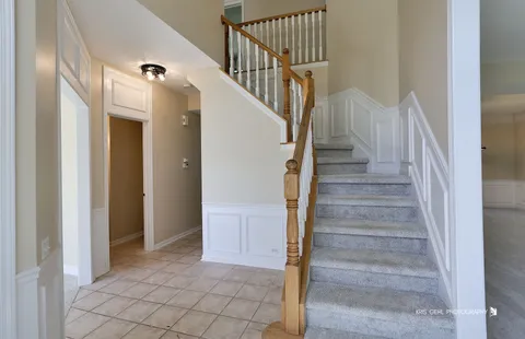 $499,000 | 1096 Chesapeake Boulevard, Grayslake, IL 60030