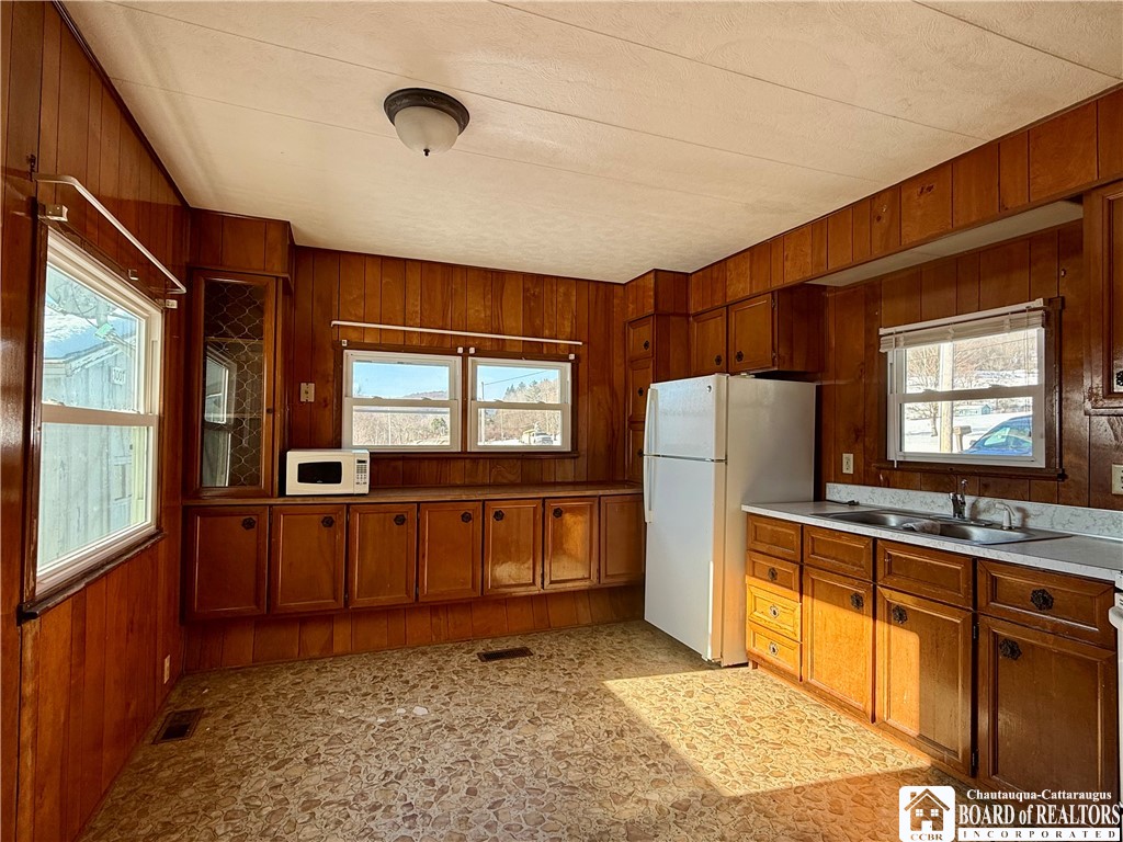 1007 Main Street Duke Center, PA 16729 - Photo 4 of 22