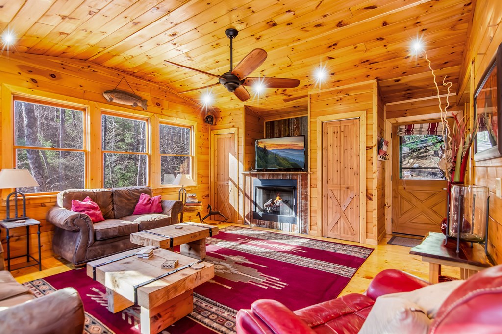 462 Laurel Mountain Road Blue Ridge, GA 30513 - Photo 17 of 52 Gallery Image 17