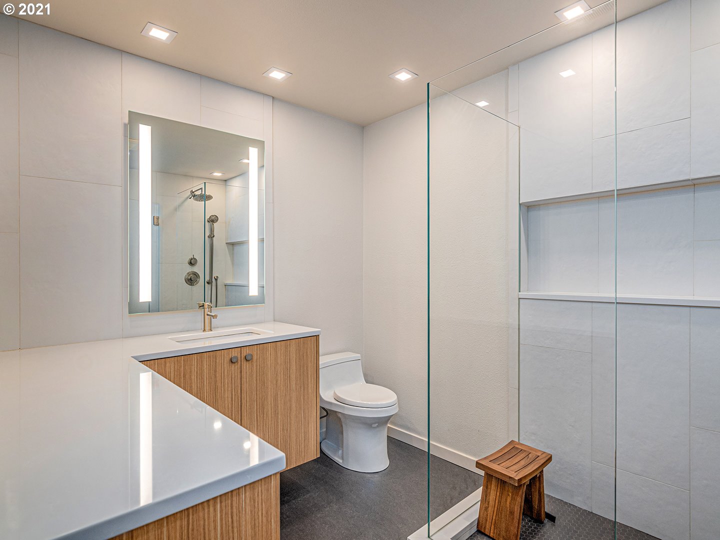 3345 Southwest Hamilton Street Portland, OR 97239 - Photo 14 of 30