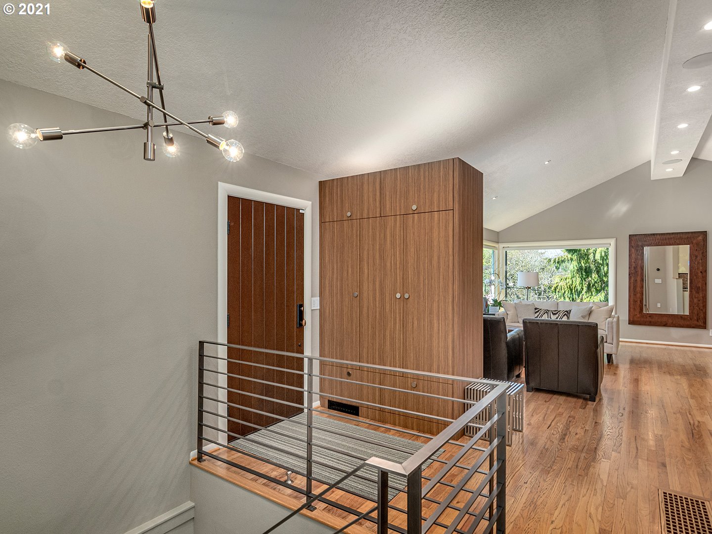 3345 Southwest Hamilton Street Portland, OR 97239 - Photo 17 of 30