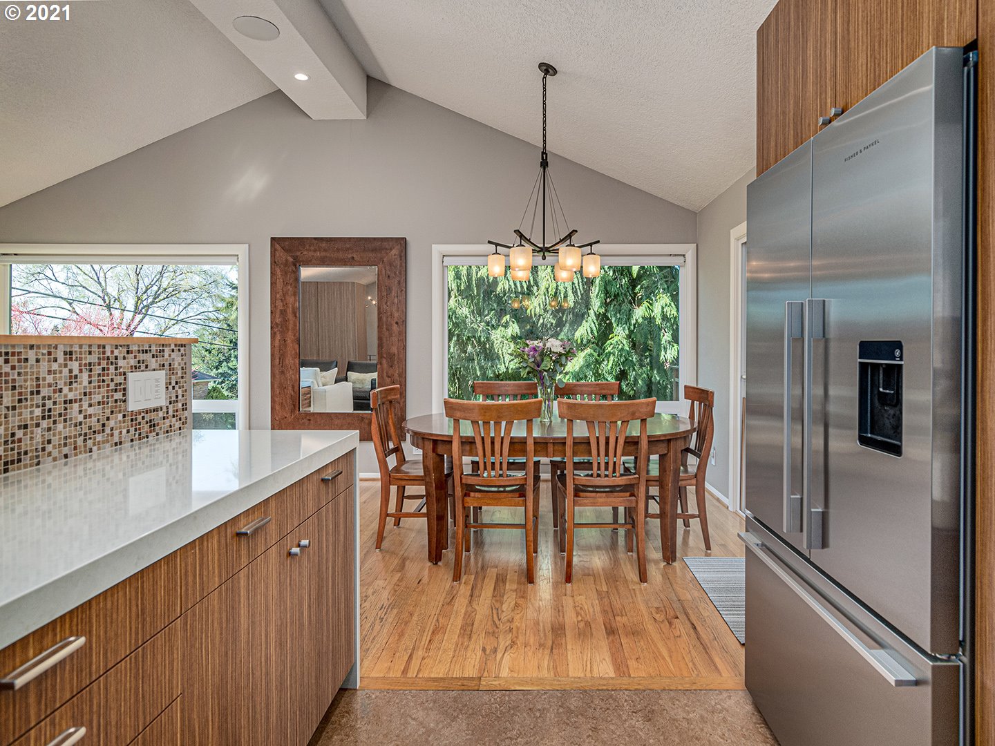 3345 Southwest Hamilton Street Portland, OR 97239 - Photo 7 of 30