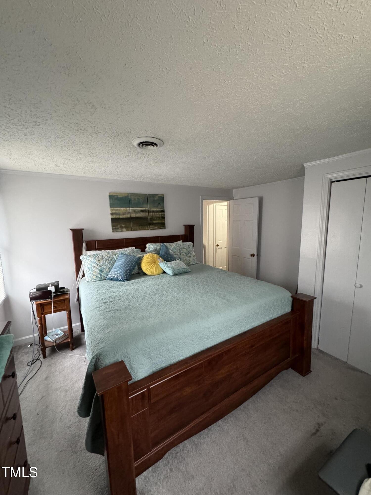 328 River Walk Drive New Bern, NC 28560 - Photo 3 of 13 IMG_3735