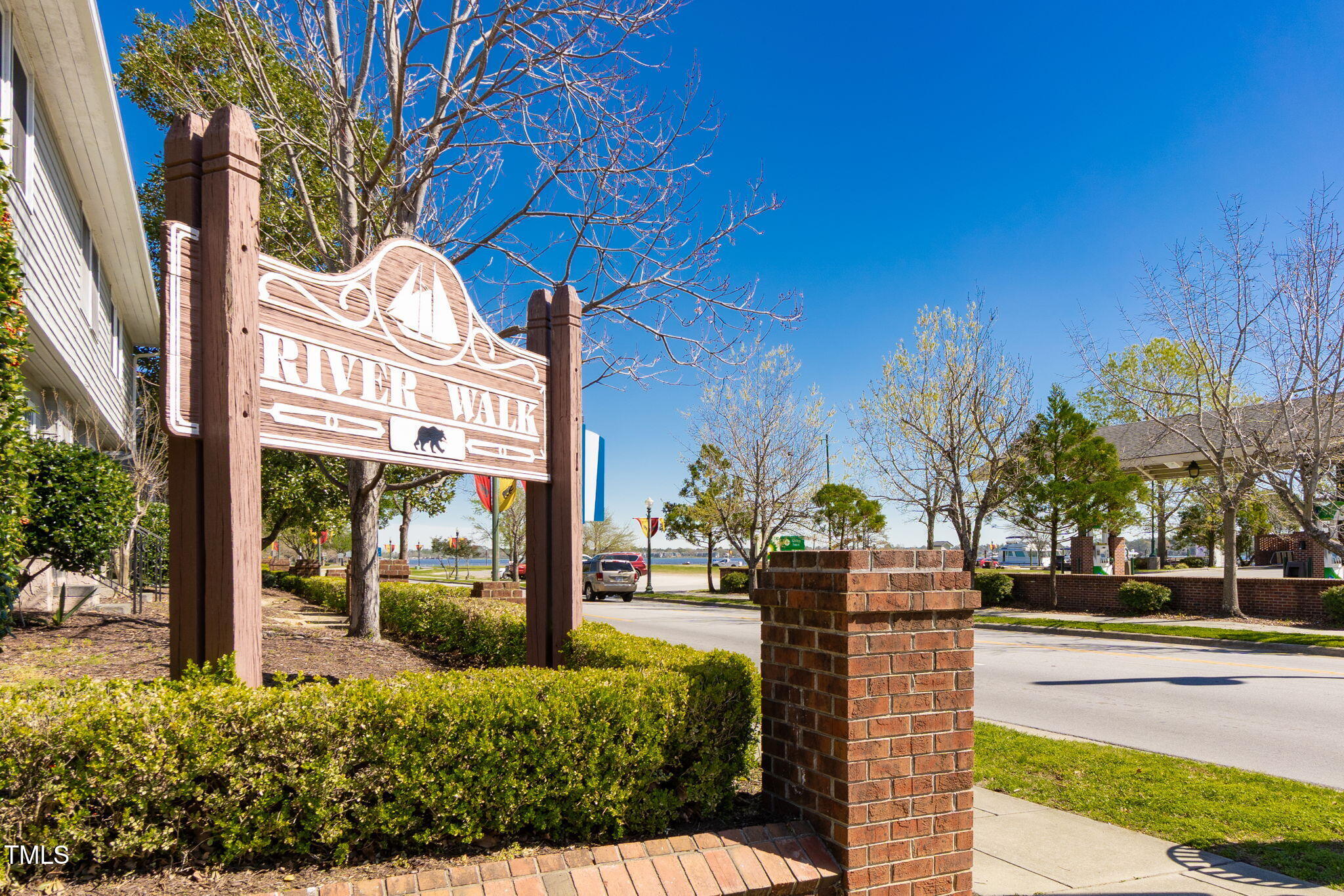 328 River Walk Drive New Bern, NC 28560 - Photo 6 of 13 11-web-or-mls-chadwick-visuals-328-river