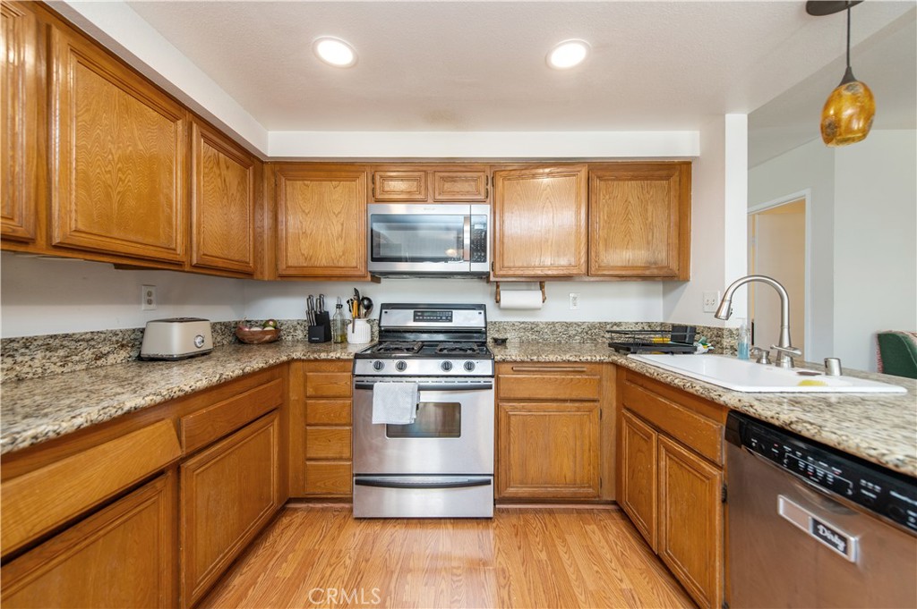 12 Deerpath Place Pomona, CA 91766 - Photo 14 of 48