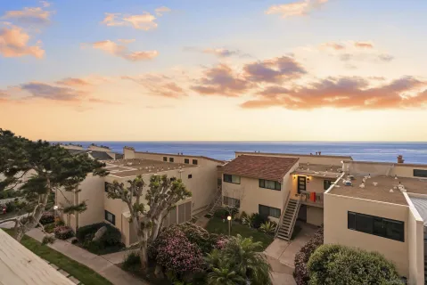 $1,999,000 | 429 South Sierra Avenue, Unit 328, Solana Beach, CA 92075