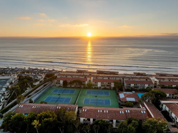 $1,999,000 | 429 South Sierra Avenue, Unit 328, Solana Beach, CA 92075