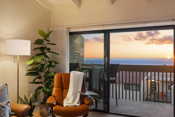 $1,999,000 | 429 South Sierra Avenue, Unit 328, Solana Beach, CA 92075