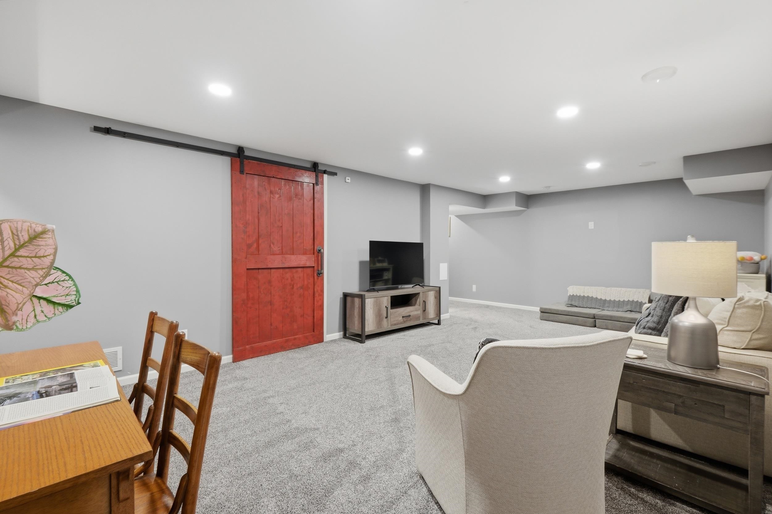 1271 Gas Light Sun Prairie, WI 53590 - Photo 43 of 71