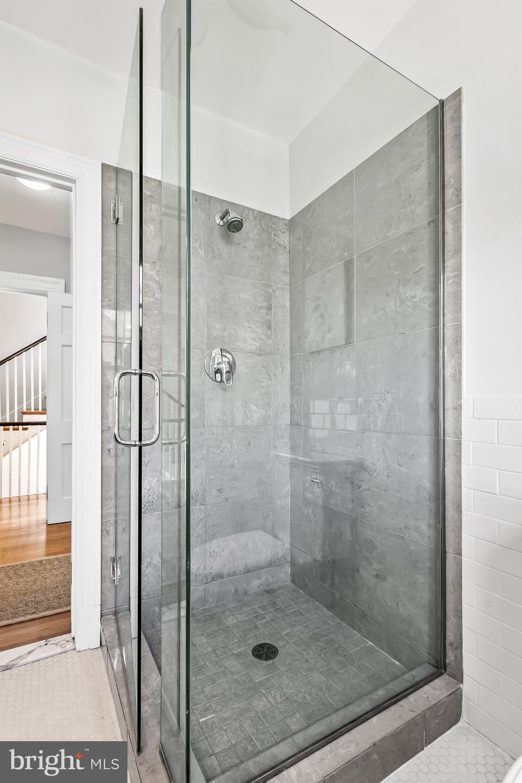 7 Wendover Road Baltimore, MD 21218 - Photo 47 of 95 Primary ensuite full bath (w/shower stall)